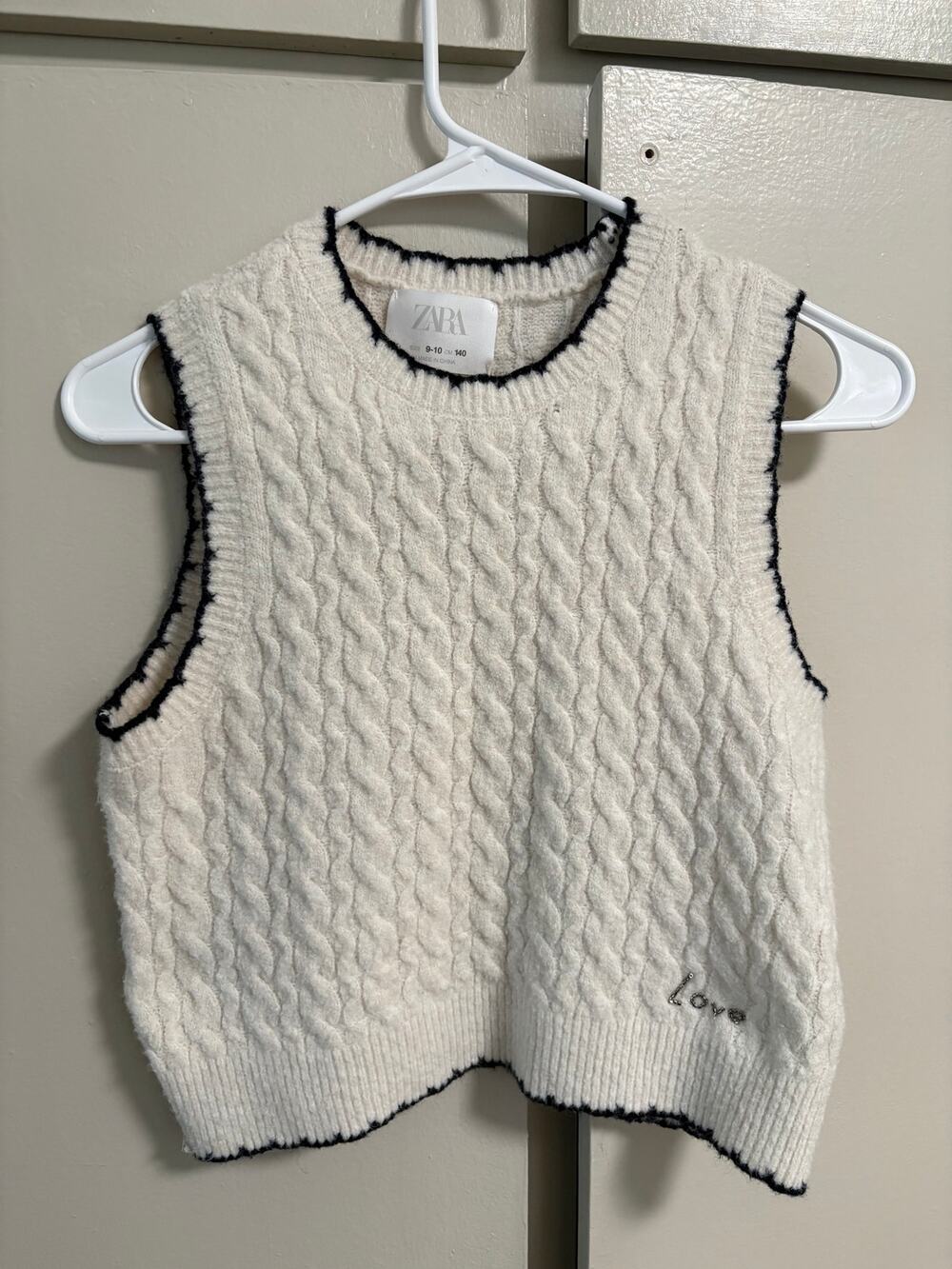 Zara Kids Cable Knit Sleeveless Vest Girls size 9-10